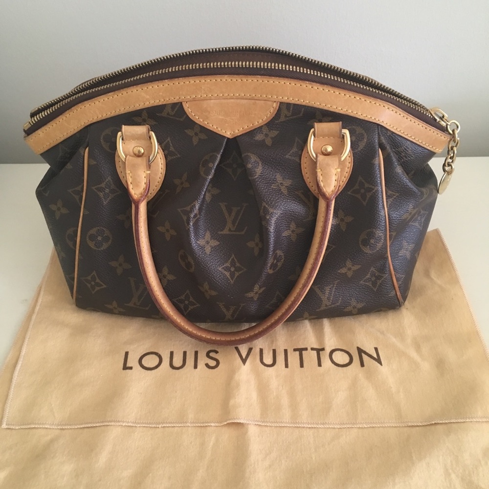 👜 💯Authentic Louis Vuitton Tivoli Monogram Purse